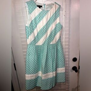 Ivy+Blu sleeveless tea dress. Aqua and ivory with pockets. Size 14